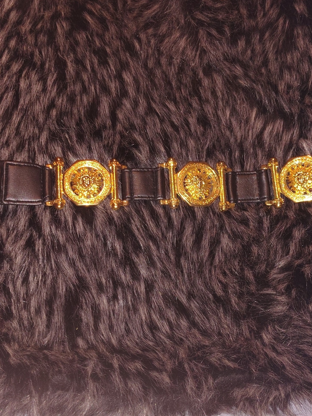 Mark Tigon Gold Tone Medallion Belt With Snaps 28 Inches Stretches